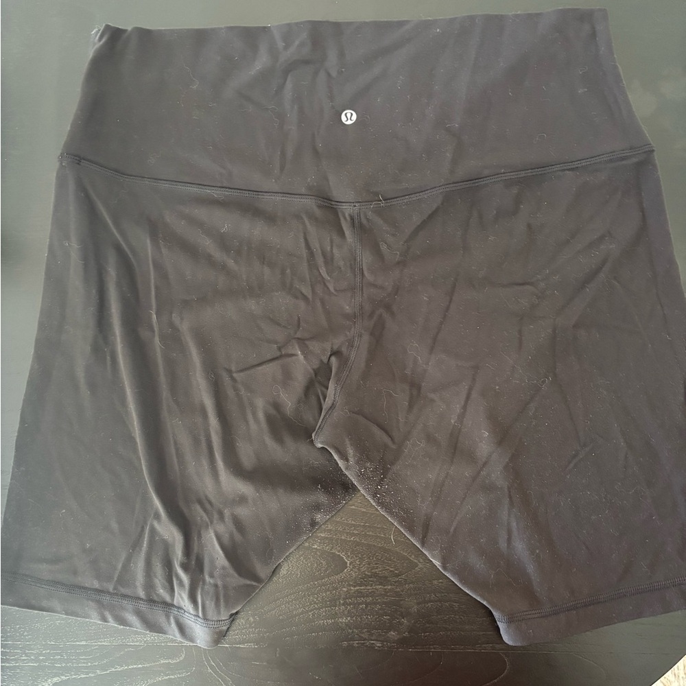 Lulu align shorts 6”